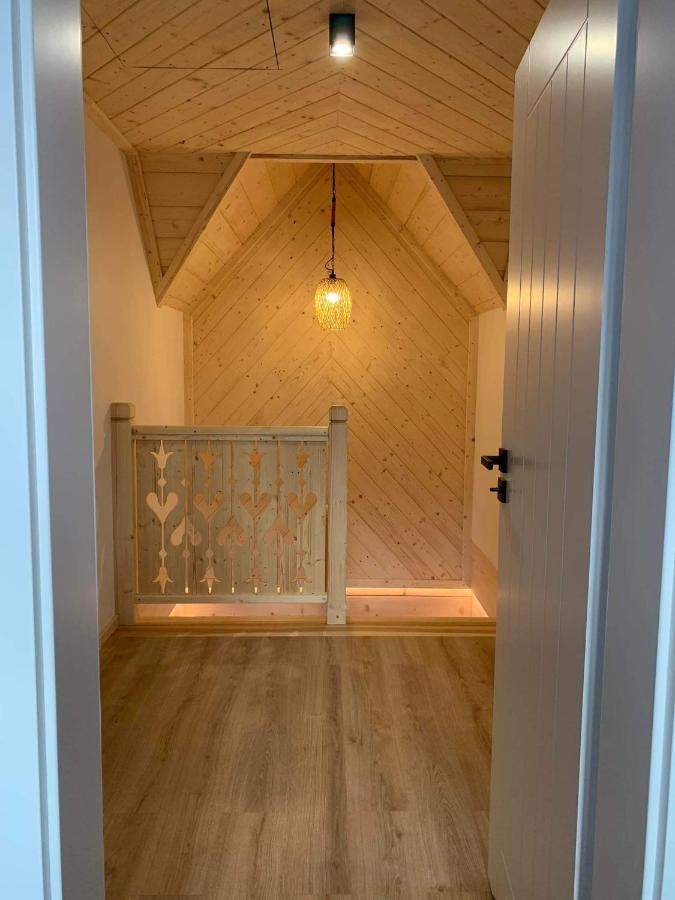 Uroczy Drewniany Domek - Domki Pod Brzegiem Zakopane Exteriör bild